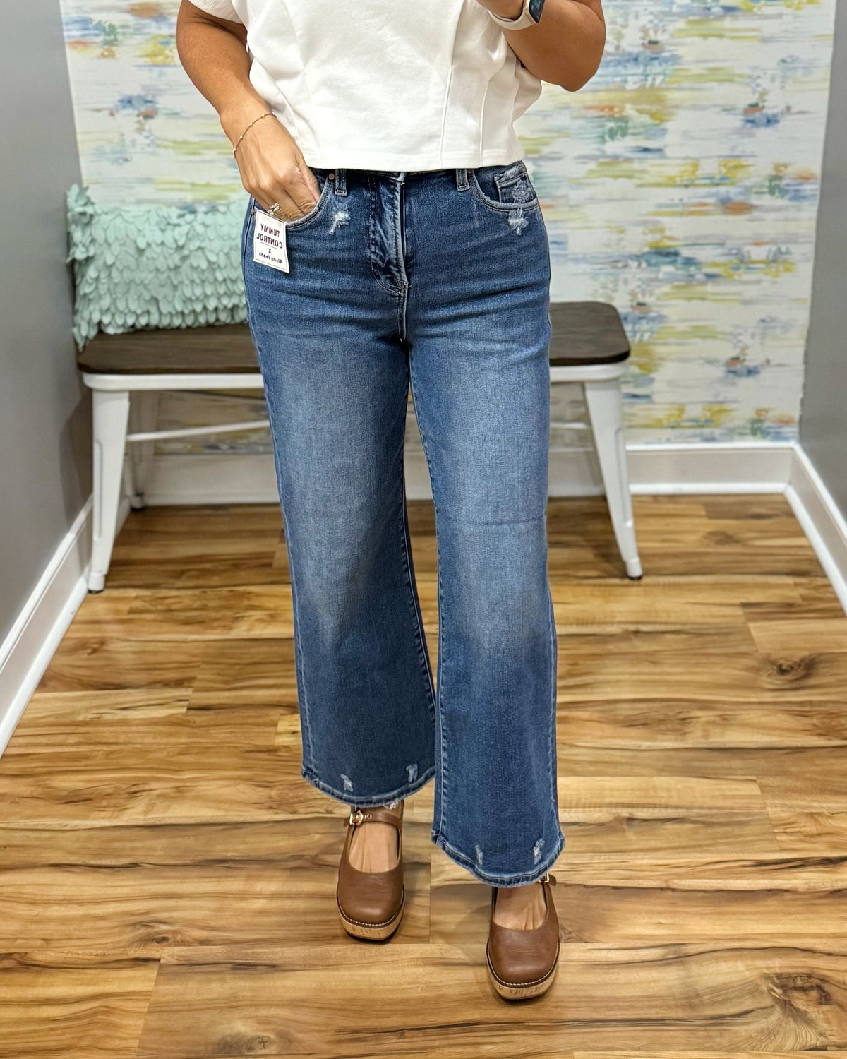 Risen Crop Wide Leg Jeans