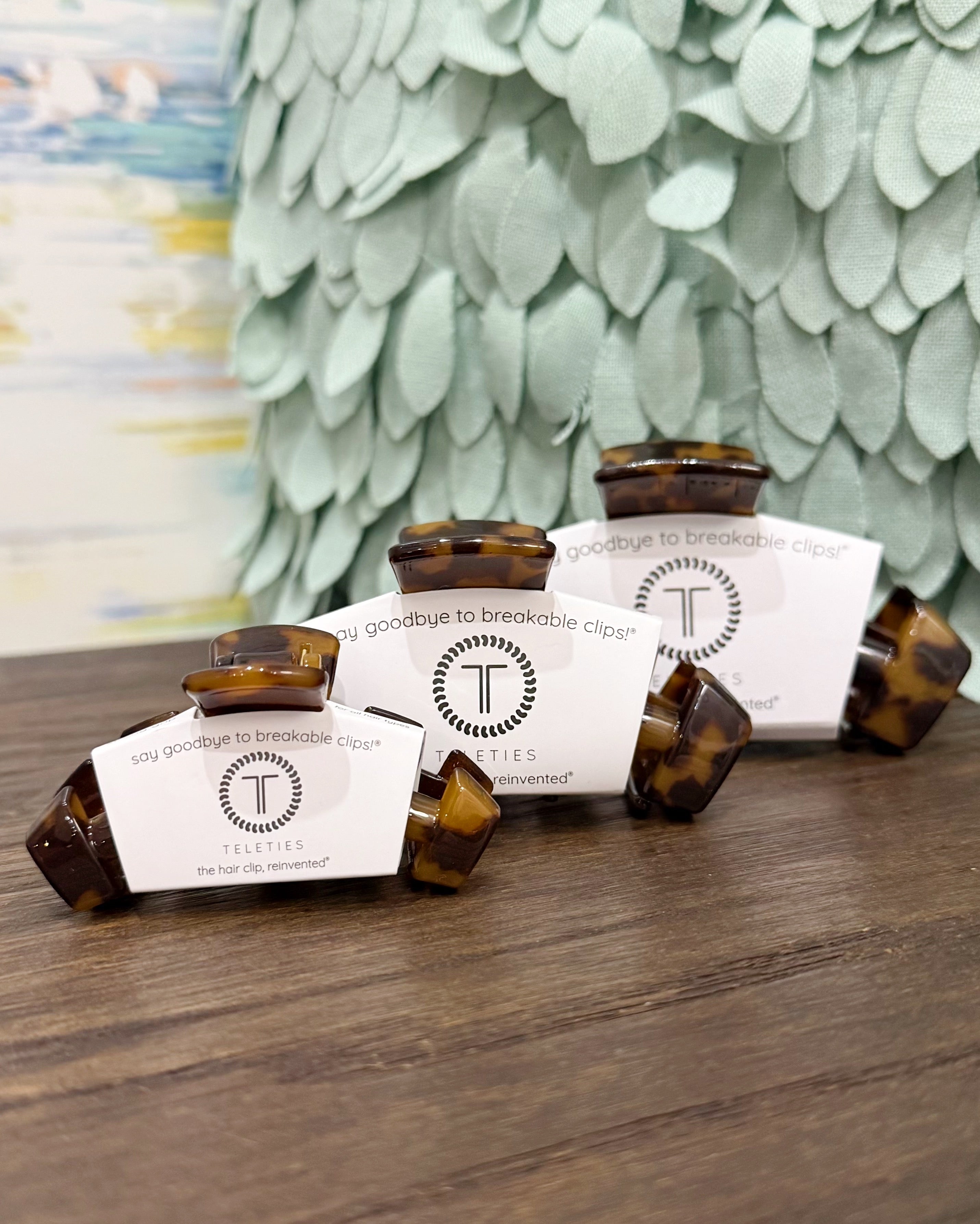 teleties classic tortoise hair claw clip.
