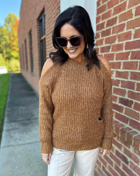 Pia Distressed Sweater in Camel