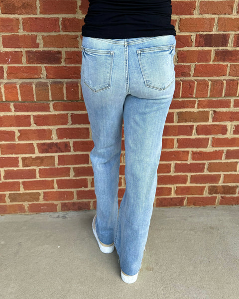 Judy Blue REG/CURVY V-Front Straight Jeans FINAL SALE