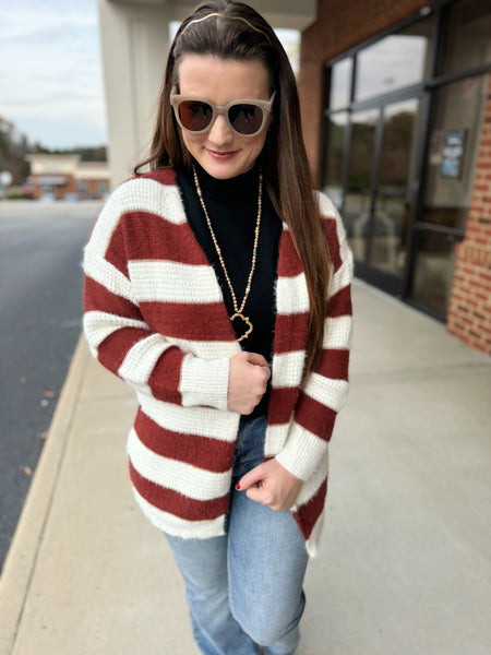 Francis Fuzzy Cardigan in Burgundy