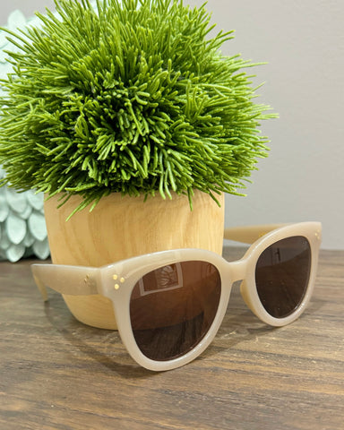 I-SEA Cleo Sunglasses in Oatmeal/Brown