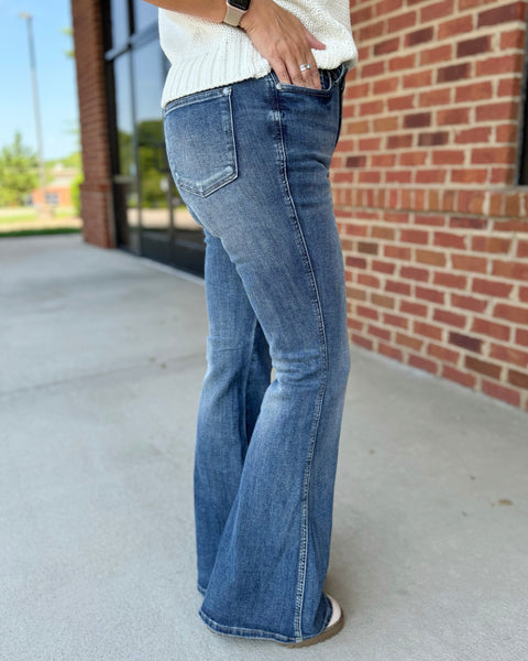 Judy Blue REG/CURVY High Rise Tummy Control Flare Jeans