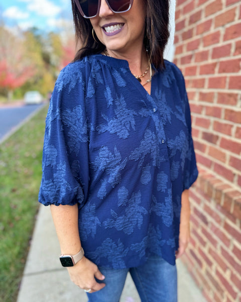 Valerie REG/CURVY Floral Burnout Blouse in Navy