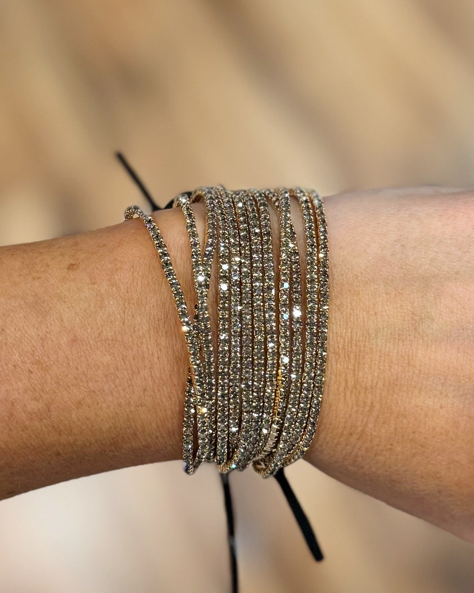 Stretchy Stack Bracelets in Black/Grey