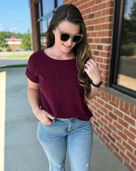 Rylee REG/CURVY Blouse in Burgundy