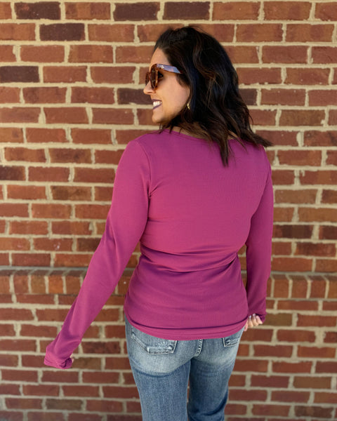 Tabitha REG/CURVY Snap Henley Top in Plum