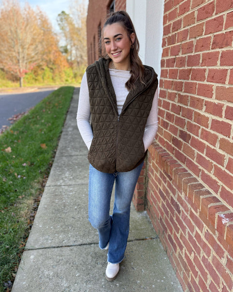 Brooks Quilted Vest in Olive