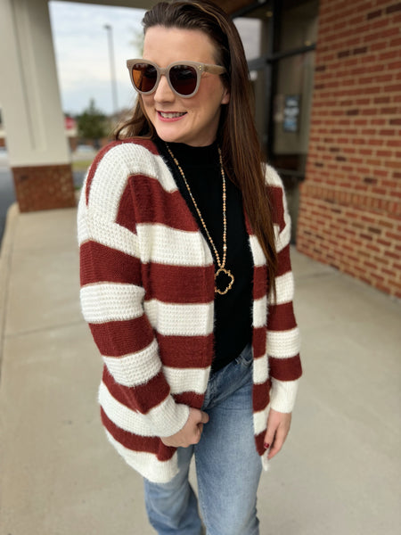 Francis Fuzzy Cardigan in Burgundy