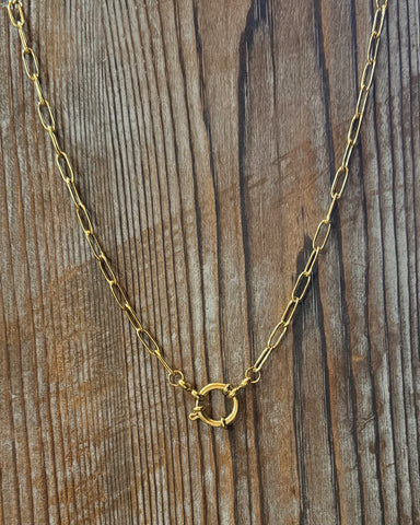 Circle Necklace in Gold