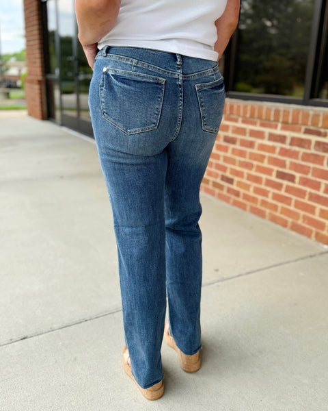 Judy Blue REG/CURVY Mid Rise Tummy Control Vintage Straight Jeans