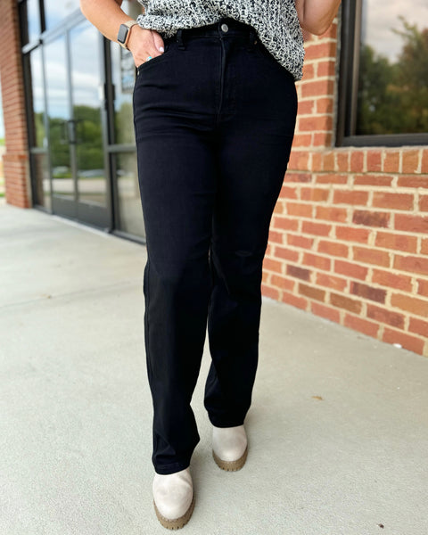 Judy Blue REG/CURVY High Rise Straight Jeans in Black