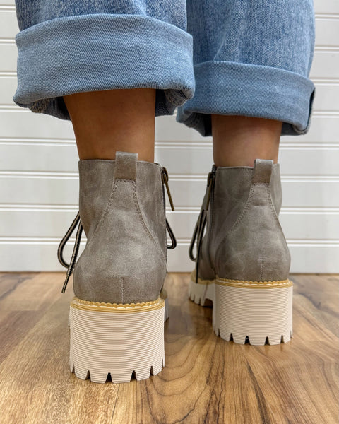 Corkys Trail Ride Boots in Light Grey