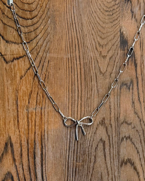 Dainty Silver Paperclip Chain Bow Necklace