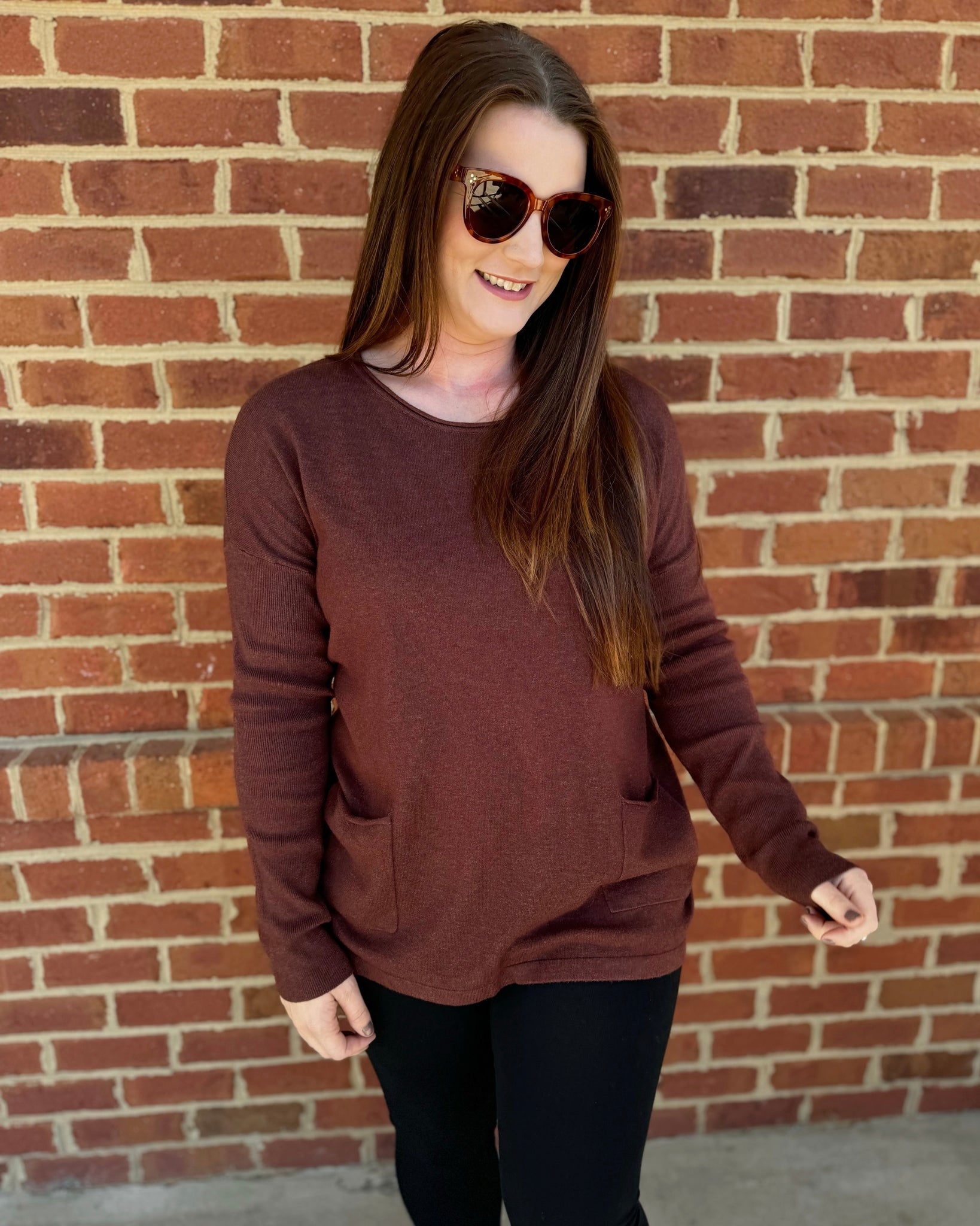 Linda REG/CURVY Front Pocket Sweater in H. Mahogany