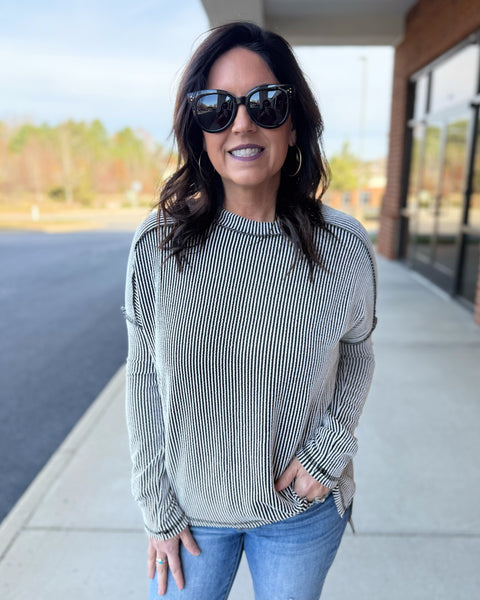 Tiffany REG/CURVY Top in Black/White FINAL SALE