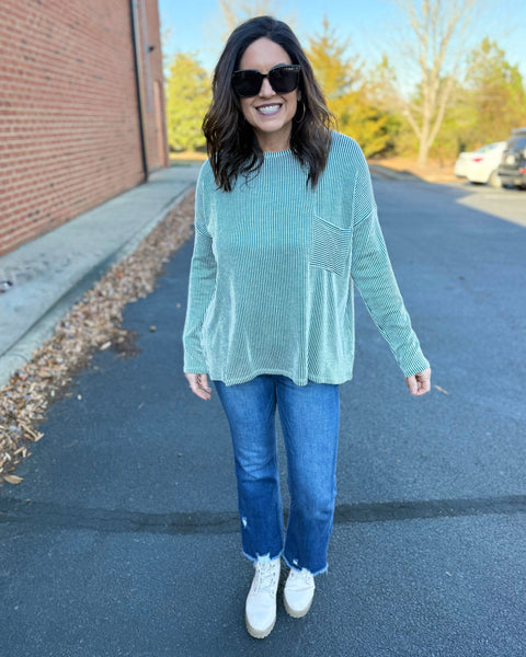 Emily REG/CURVY Top in Dark Green FINAL SALE