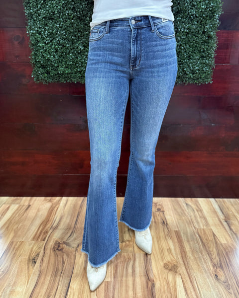 Judy Blue REG/CURVY Vintage Wash Flare Jeans