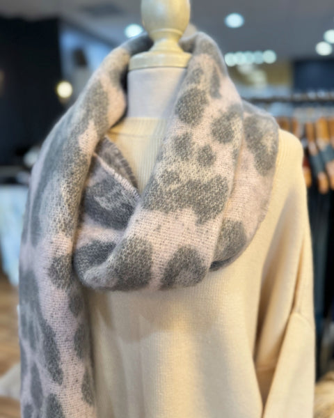 Priscilla Scarf in Pink