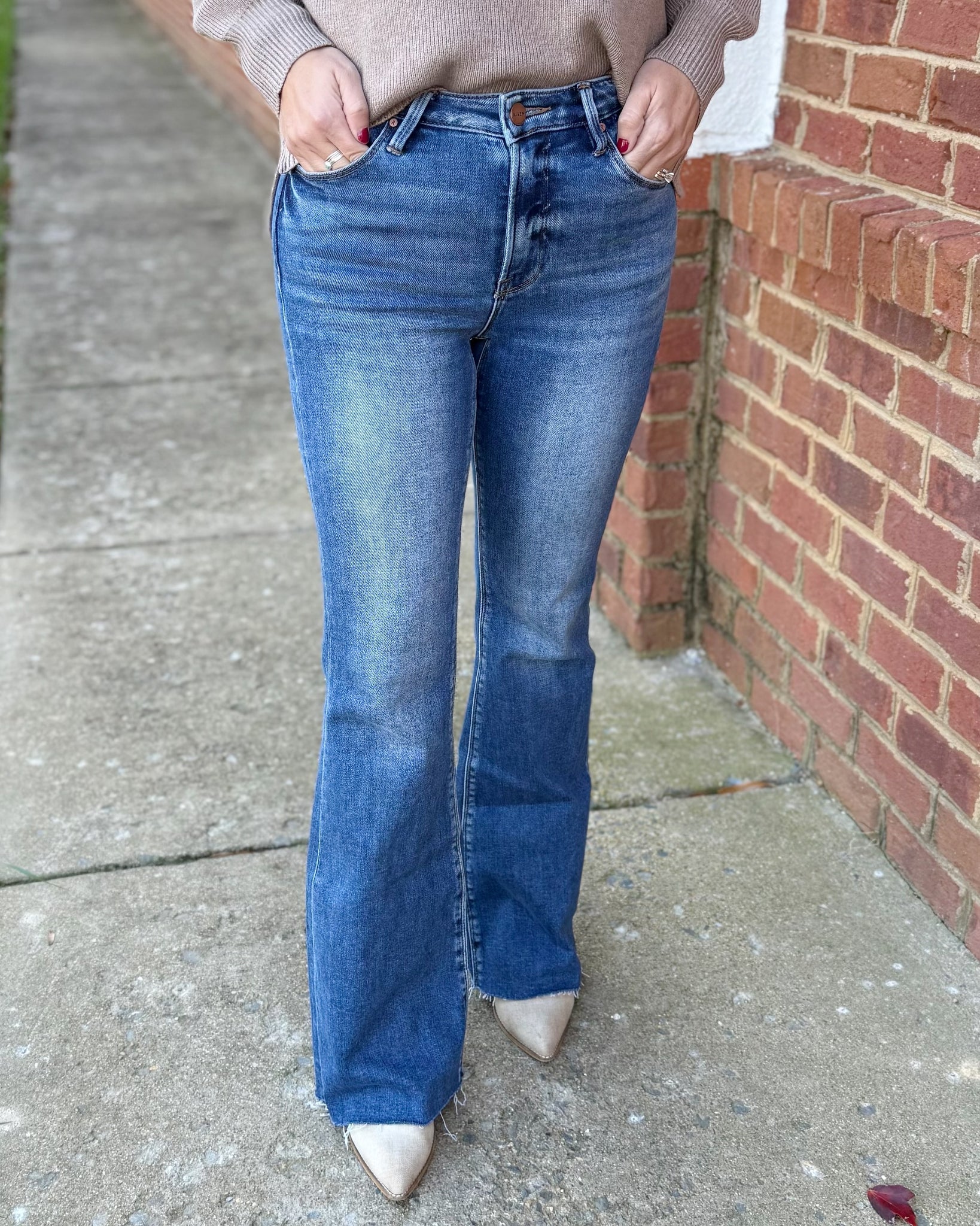Risen REG/CURVY Flare Jeans