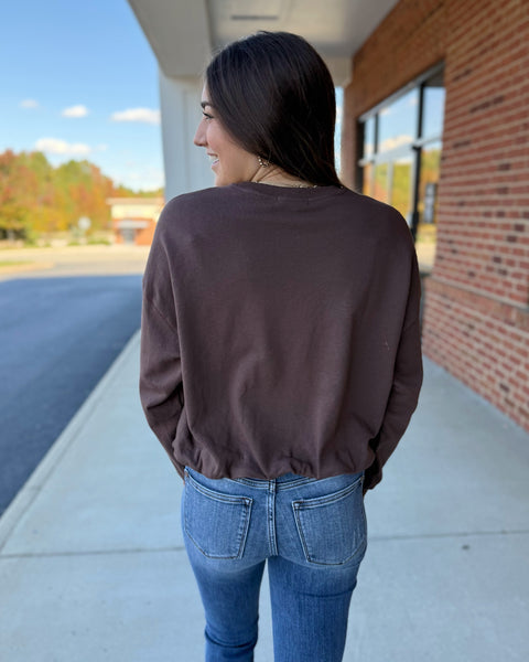 Ashley Bubble Hem Sweatshirt in Chocolate