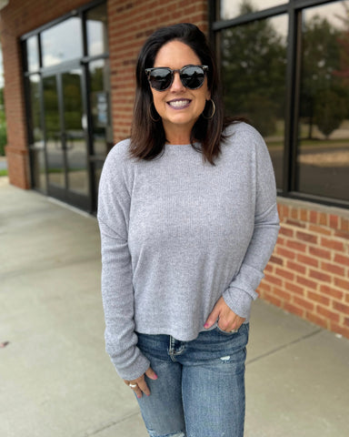 Lori REG/CURVY Ribbed Sweater in Heather Grey