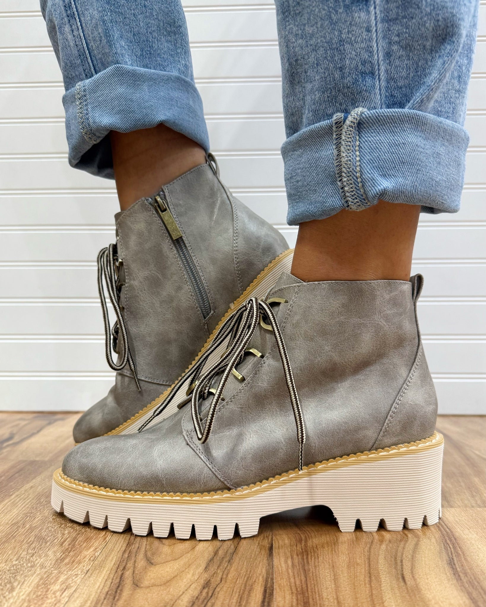 Corkys Trail Ride Boots in Light Grey