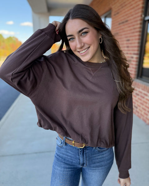 Ashley Bubble Hem Sweatshirt in Chocolate
