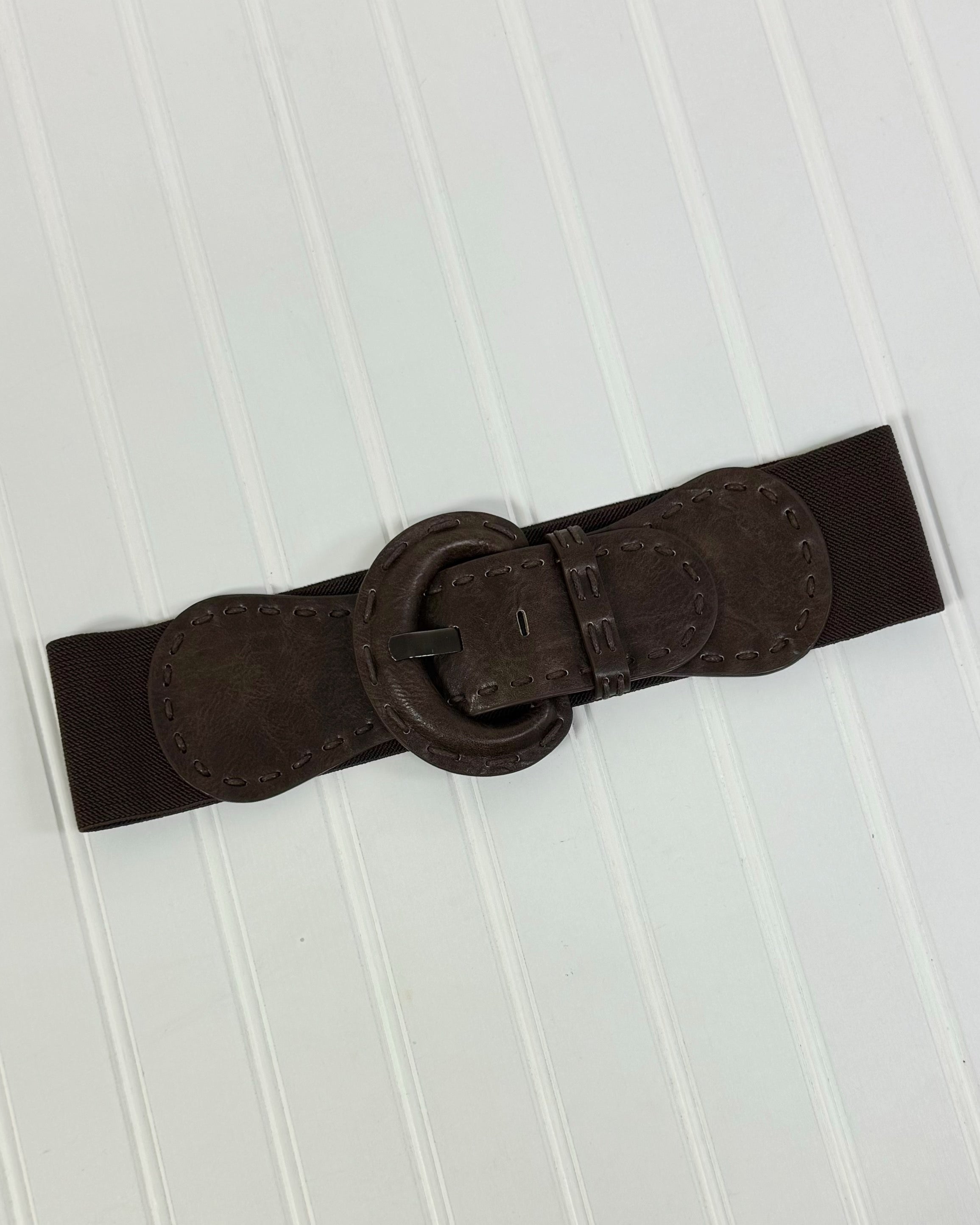 Distressed Wide Stitch Elastic Belt in Brown Distressed Wide Stitch Elastic Belt in Brown