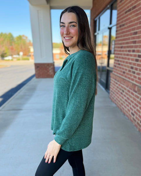 Logan Henley Sweater in Dark Green