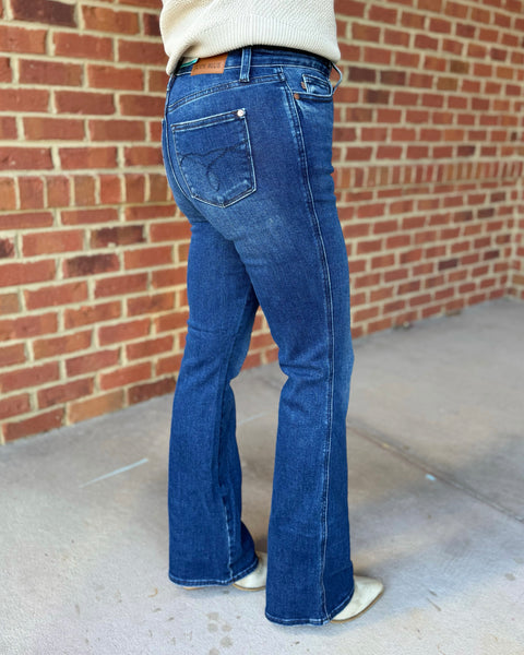 Judy Blue REG/CURVY Tummy Control Bootcut Jeans