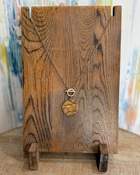 Brown Disc Pendant Front Toggle Chain Necklace