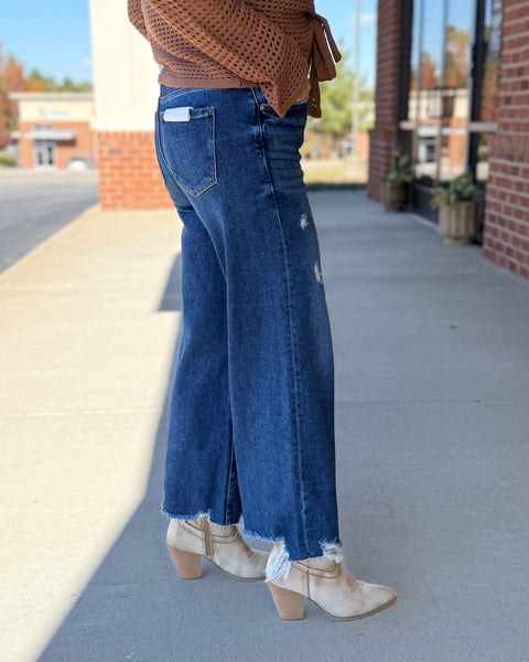 Risen Crop Wide Leg Jeans