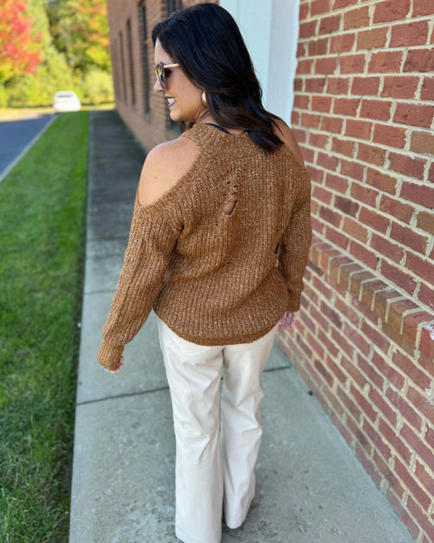 Pia Distressed Sweater in Camel