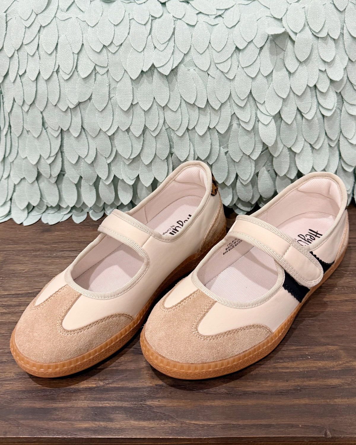 Corkys Calm Down Flat in Sand/Leopard