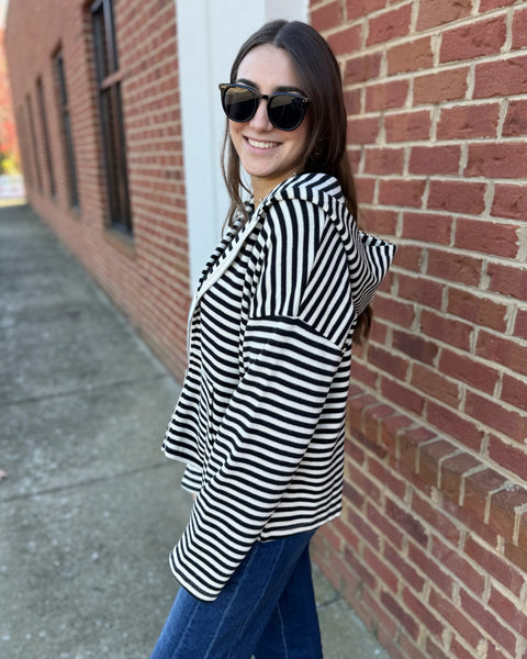 Annie Hoodie Sweatshirt in Black/Cream