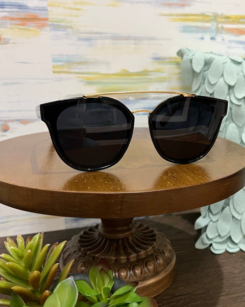 I-SEA Topanga Sunglasses in Black/Smoke