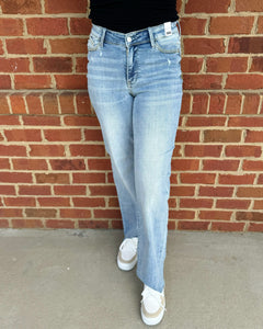 Judy Blue REG/CURVY V-Front Straight Jeans FINAL SALE