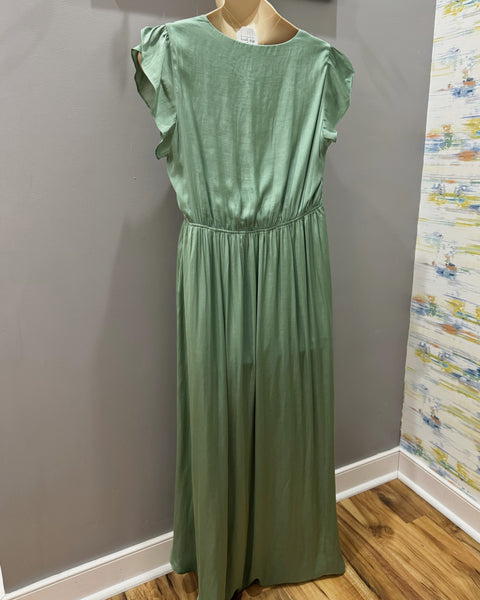 Priscilla CURVY Satin Dress in Forest Green