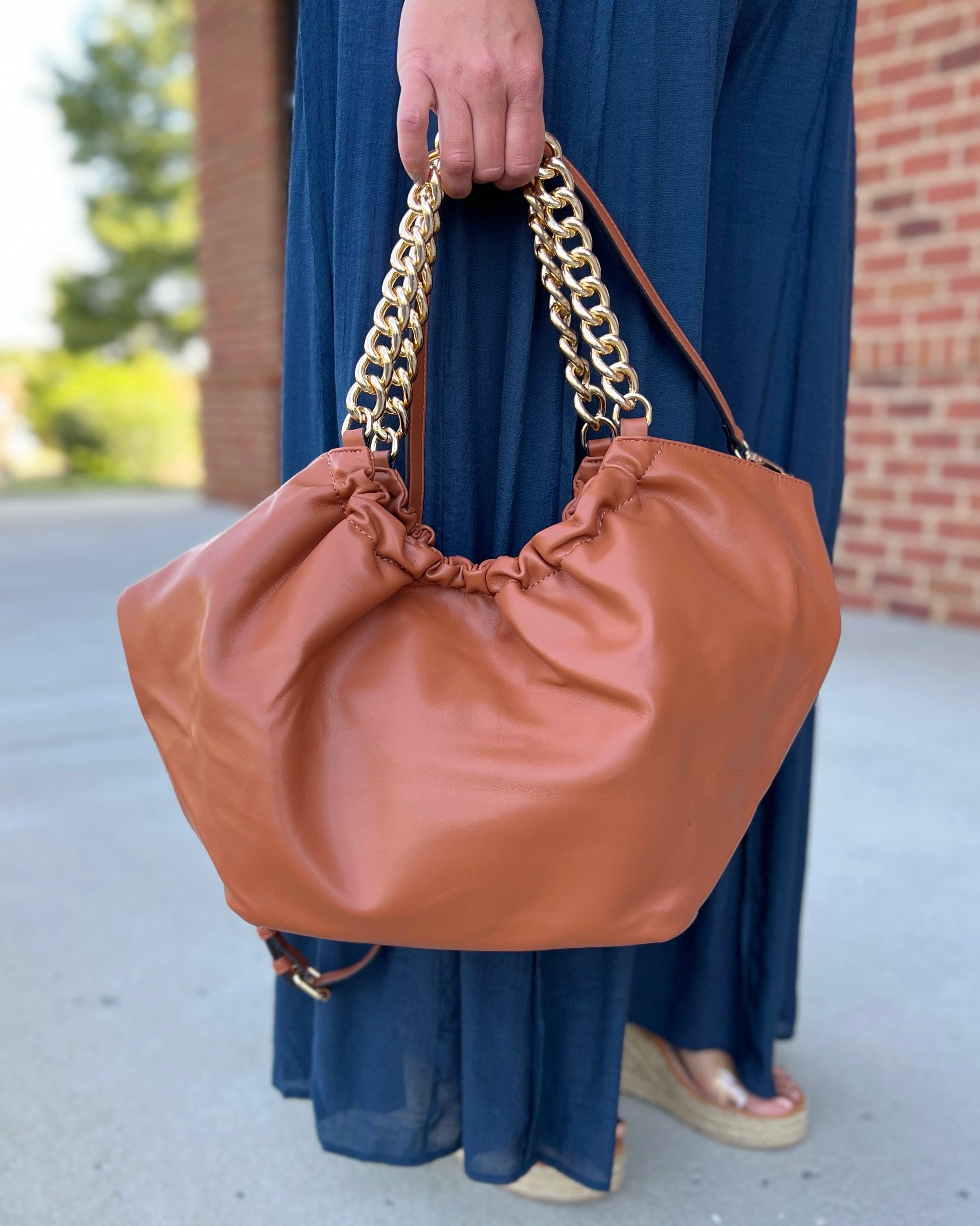 CE2F055F-D9FC-444E-8DBF-