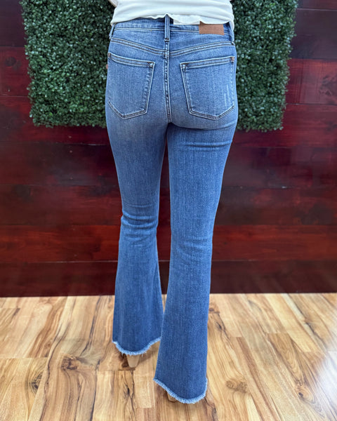 Judy Blue REG/CURVY Vintage Wash Flare Jeans