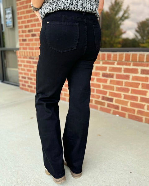 Judy Blue REG/CURVY High Rise Straight Jeans in Black