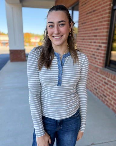 Alex Two Tone Button Up Top in H. Grey