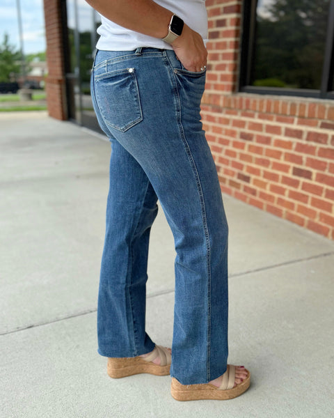 Judy Blue REG/CURVY Mid Rise Tummy Control Vintage Straight Jeans