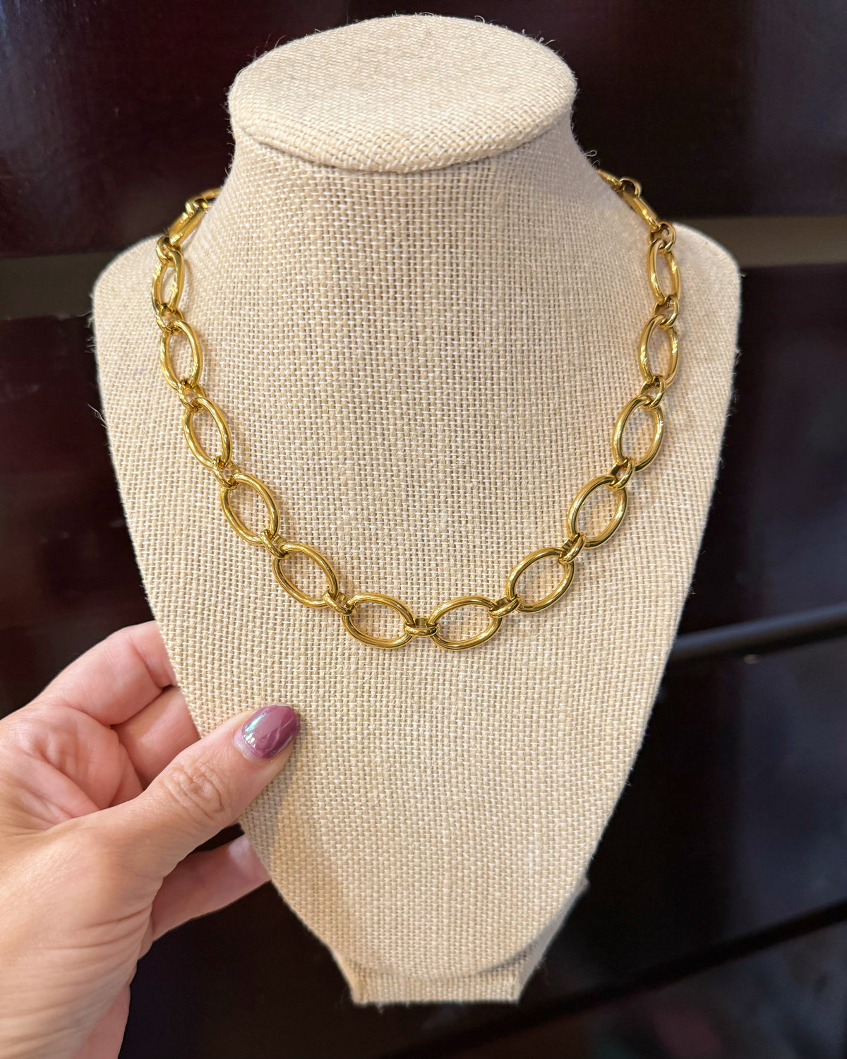 Chansuttpearls Brittany Necklace in Gold.