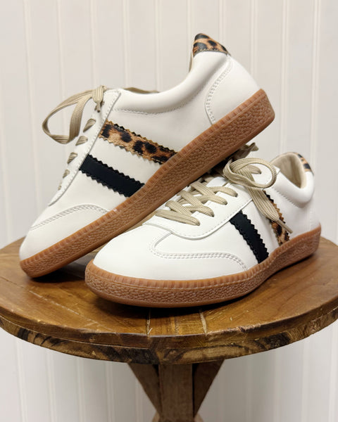 Corkys Heads Up Sneaker in Leopard