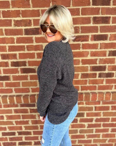 Cassidy REG/CURVY Placket Sweater in Black
