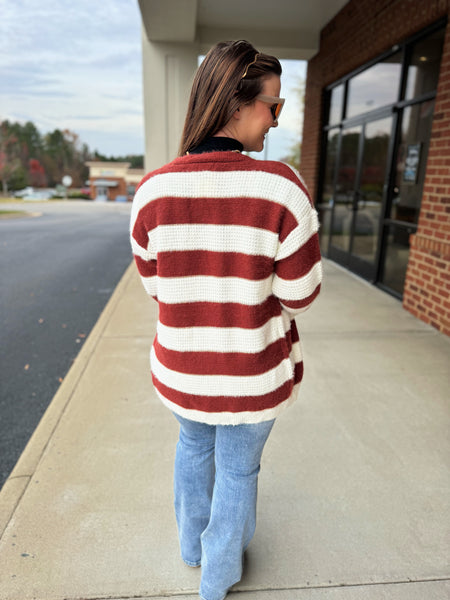 Francis Fuzzy Cardigan in Burgundy