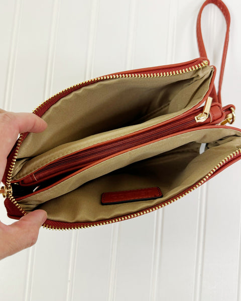 Riley Crossbody/Wristlet in Brick