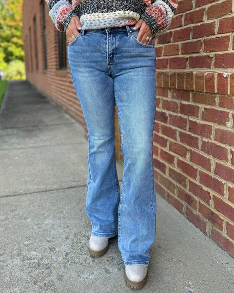 Risen REG/CURVY Mid Rise Basic Flare Jeans